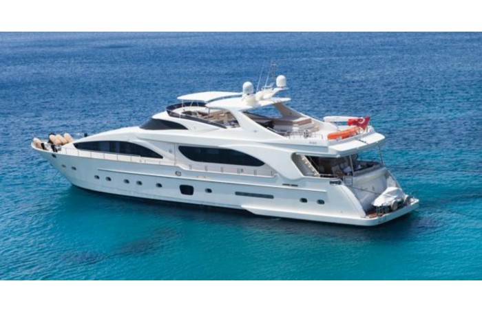 Pleasure Motor Yacht 